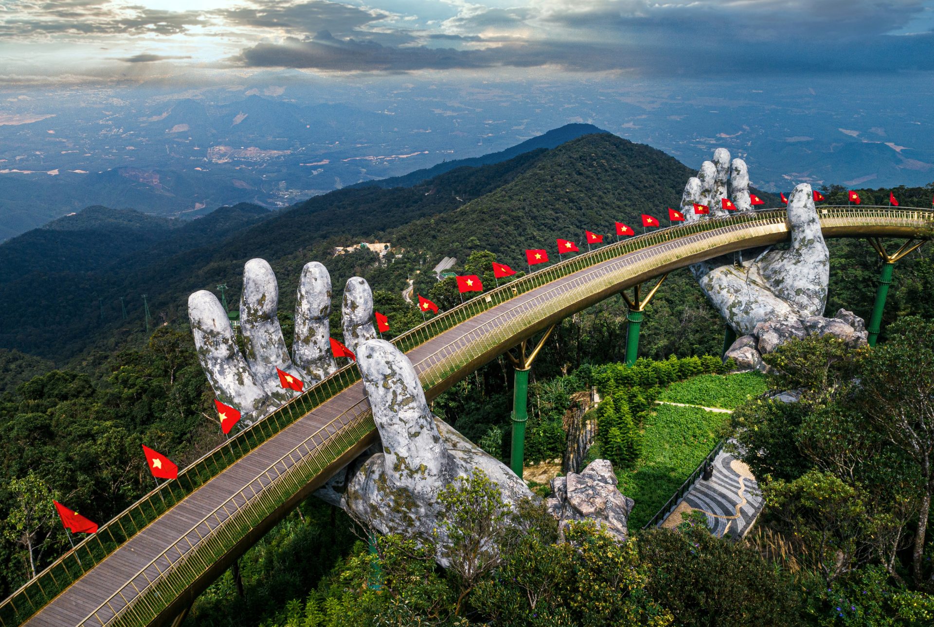 Bana Hills & Golden Bridge