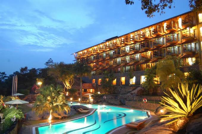 Earl's Regent Beruwala — Sri Lanka Luxury Superior Fix Departure