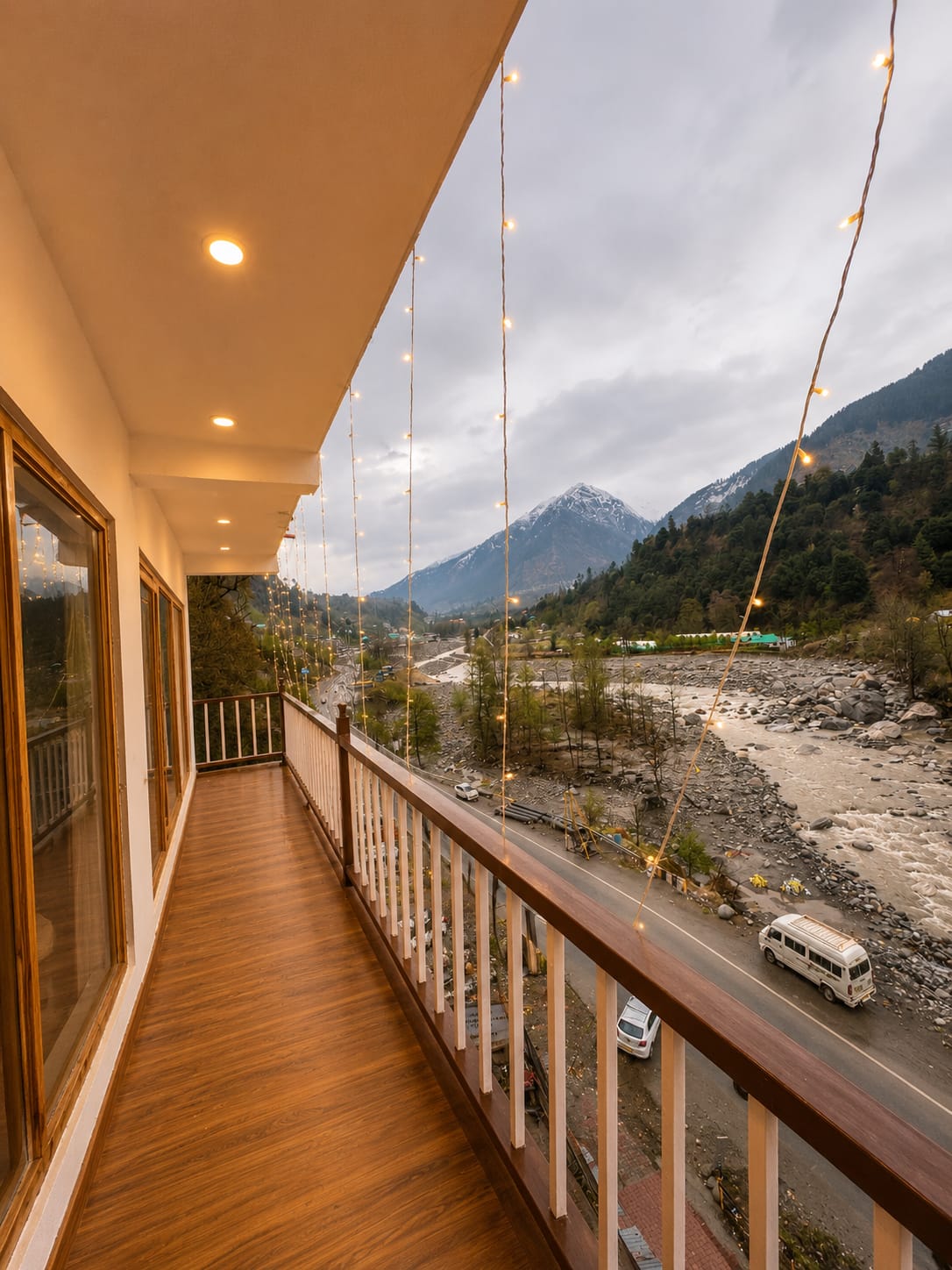 Royal Grand β Manali Volvo Tour Package β 4 Nights / 5 Days