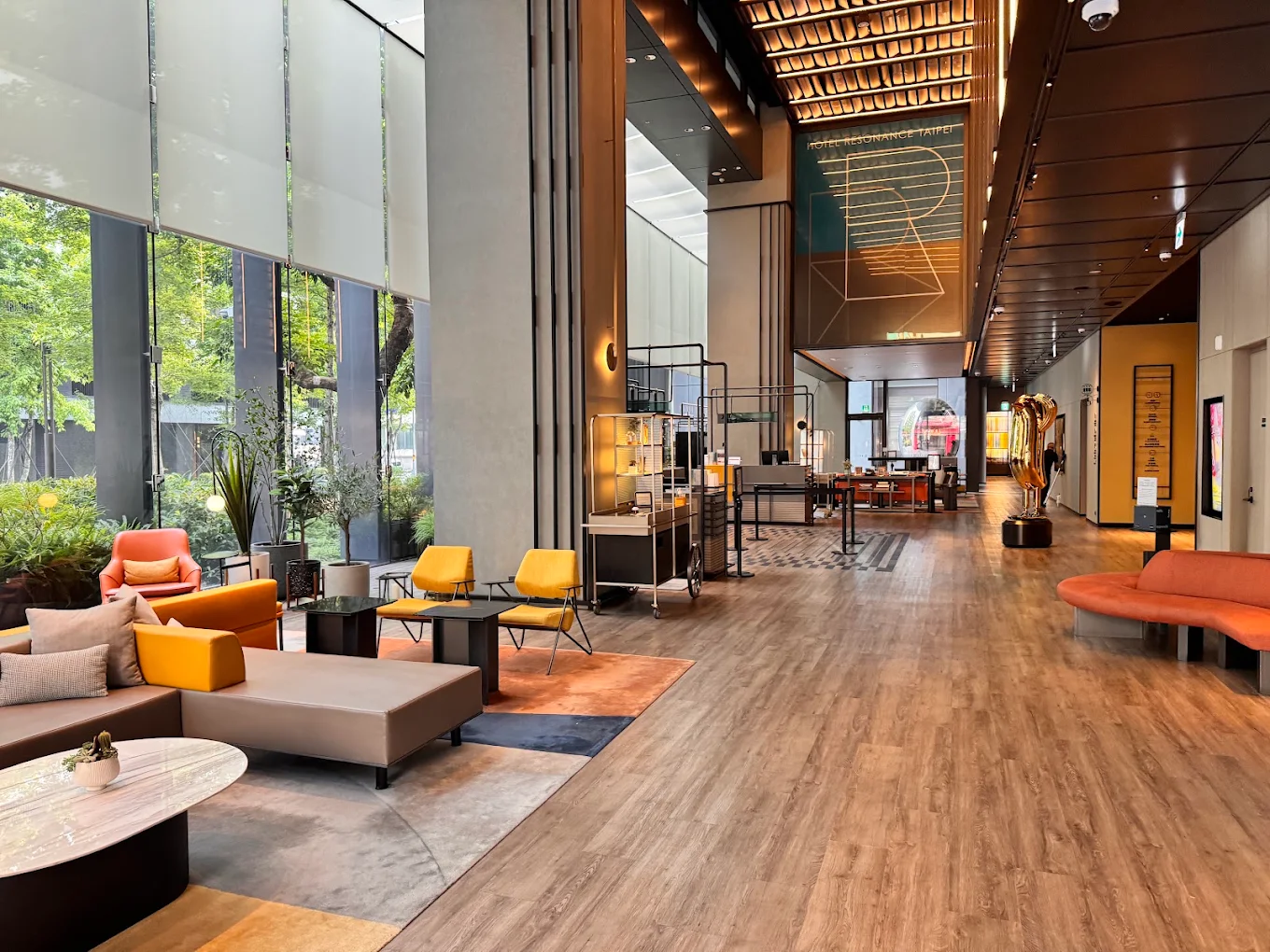 Premium — Comfort 4★ Suggested hotel examples: Caesar Park Taipei / Hotel Resonance Taipei / similar 4★ hotel . Well-appointed 4★ accommodation in convenient Taipei locations, ideal for couples and families seeking greater comfort. — Taipei Taiwan Tour Package 5N/6D | Jiufen & Shifen