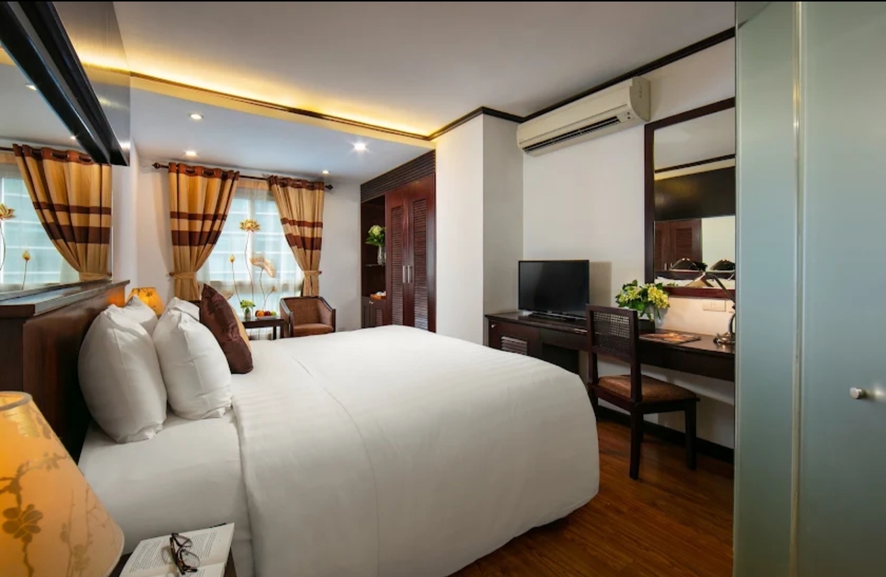 Babylon Grand Hanoi — Vietnam with Day Cruise